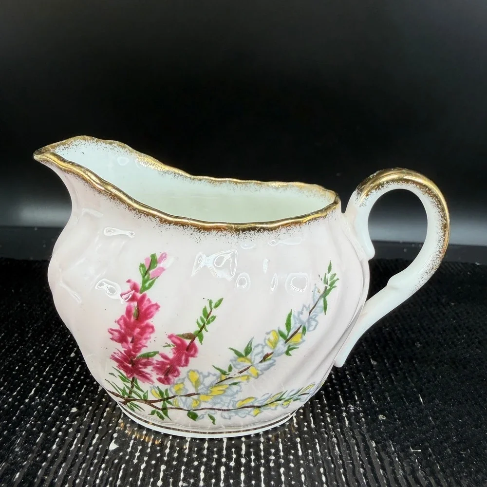Foley EB 1850 Pink Floral Bone China Creamer Gold Trim Swirl Ribbed‎ England